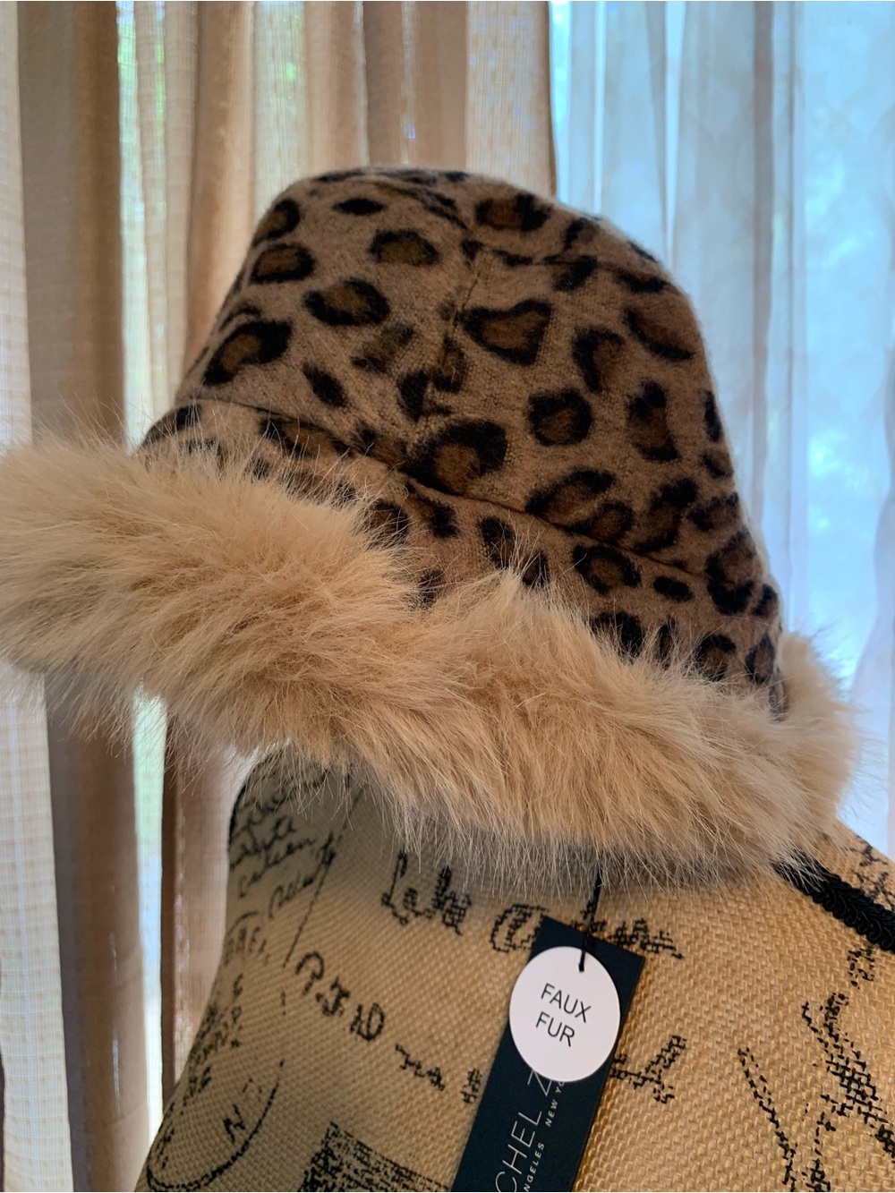 RACHEL ZOE 100% poly leopard print Faux Fur Bucket hat NWT in OSFM